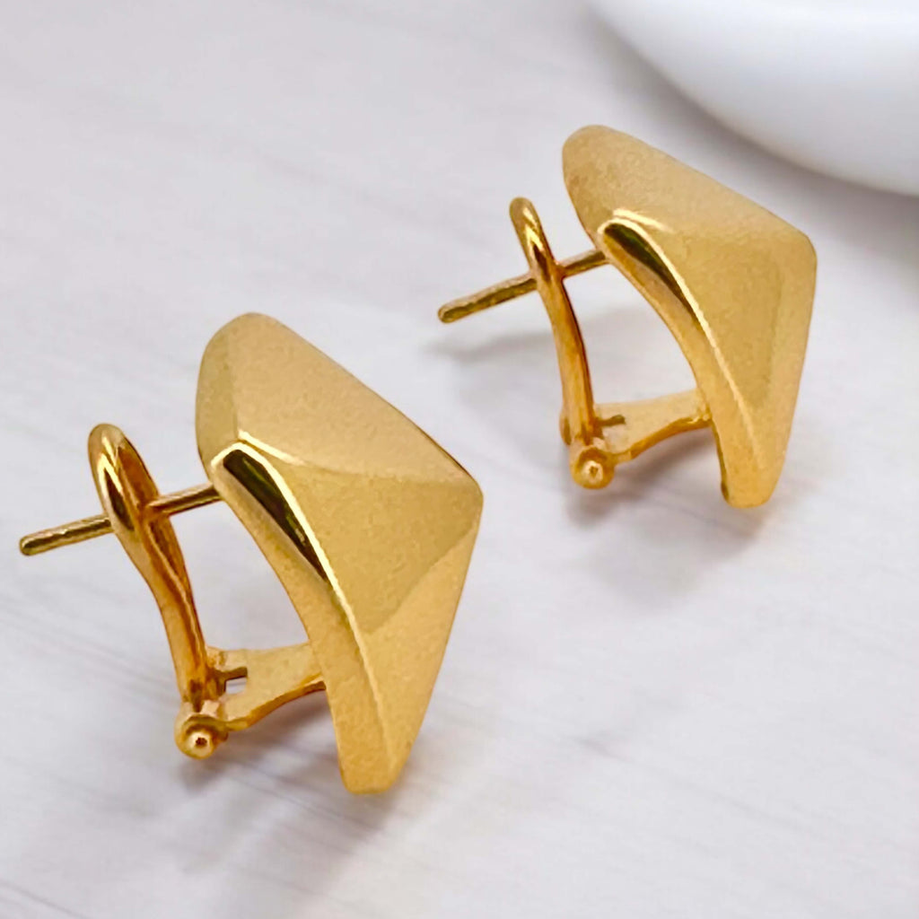 Earrings Omega 14 KT Hollow Weight 5.4gm