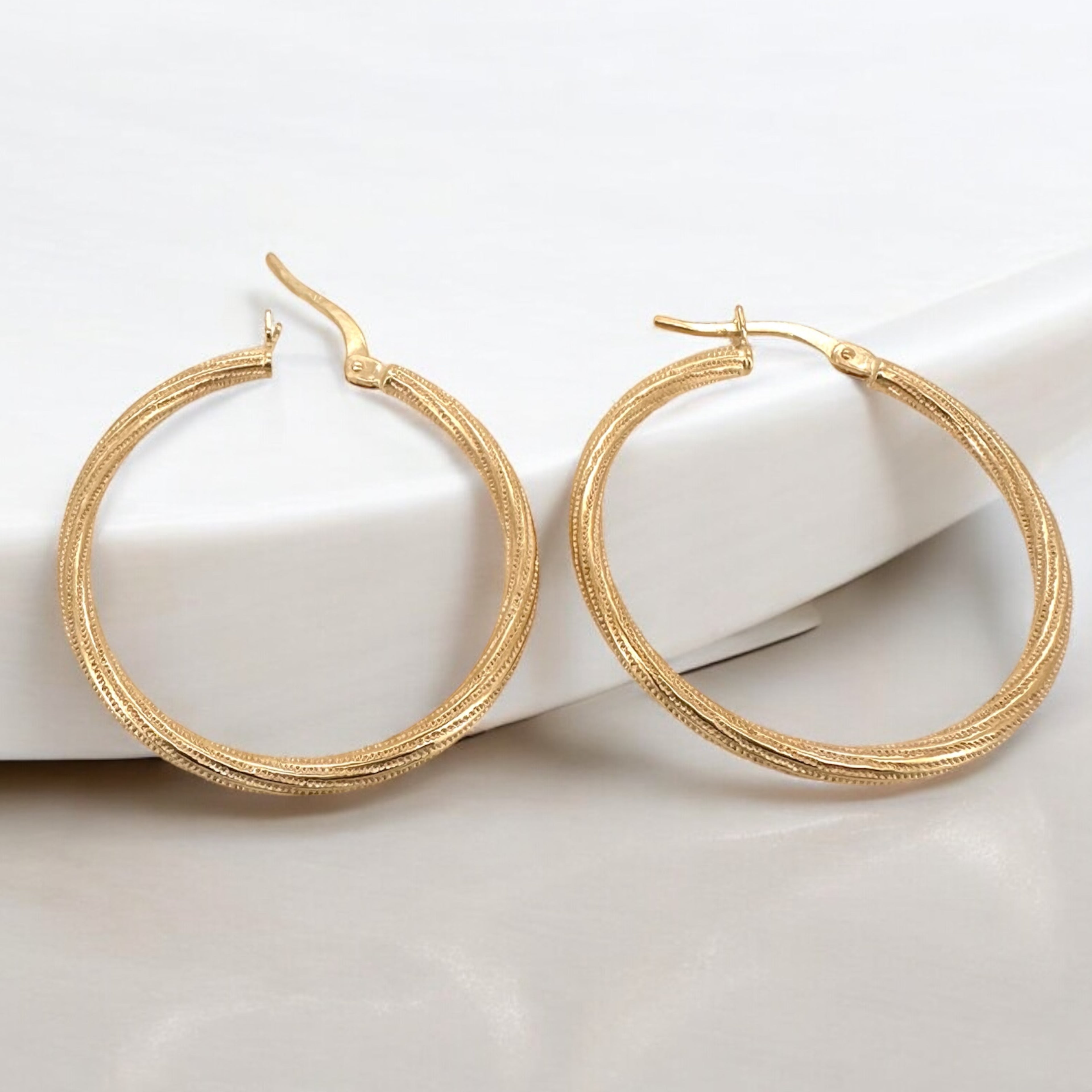 Earrings Crooked 10k Hollow Weight 1.3gm