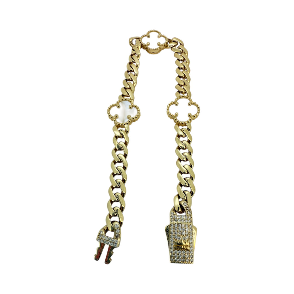 Bracelets White flower 14 KT Hollow Size 7 1/4 Weight 9.2gm