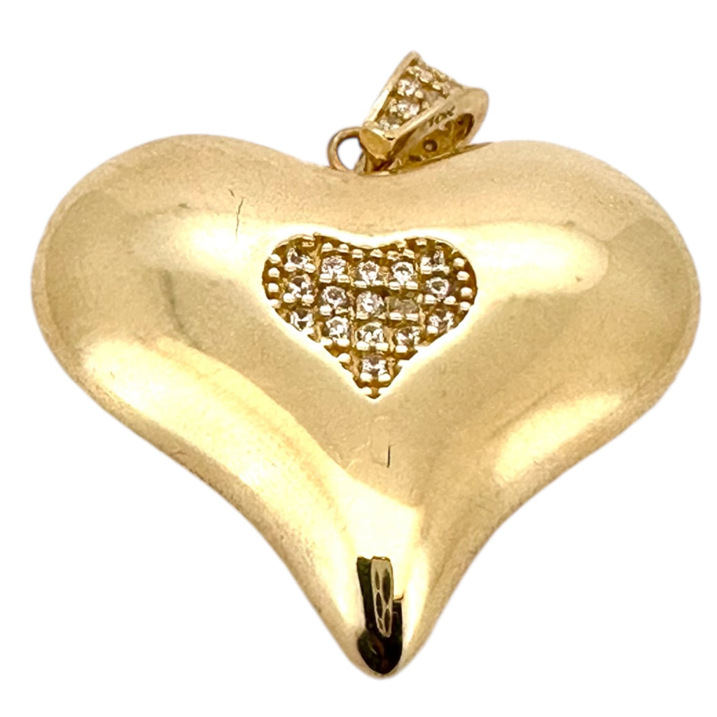 Pendants heart 10k zicornia Weight 2.1gm
