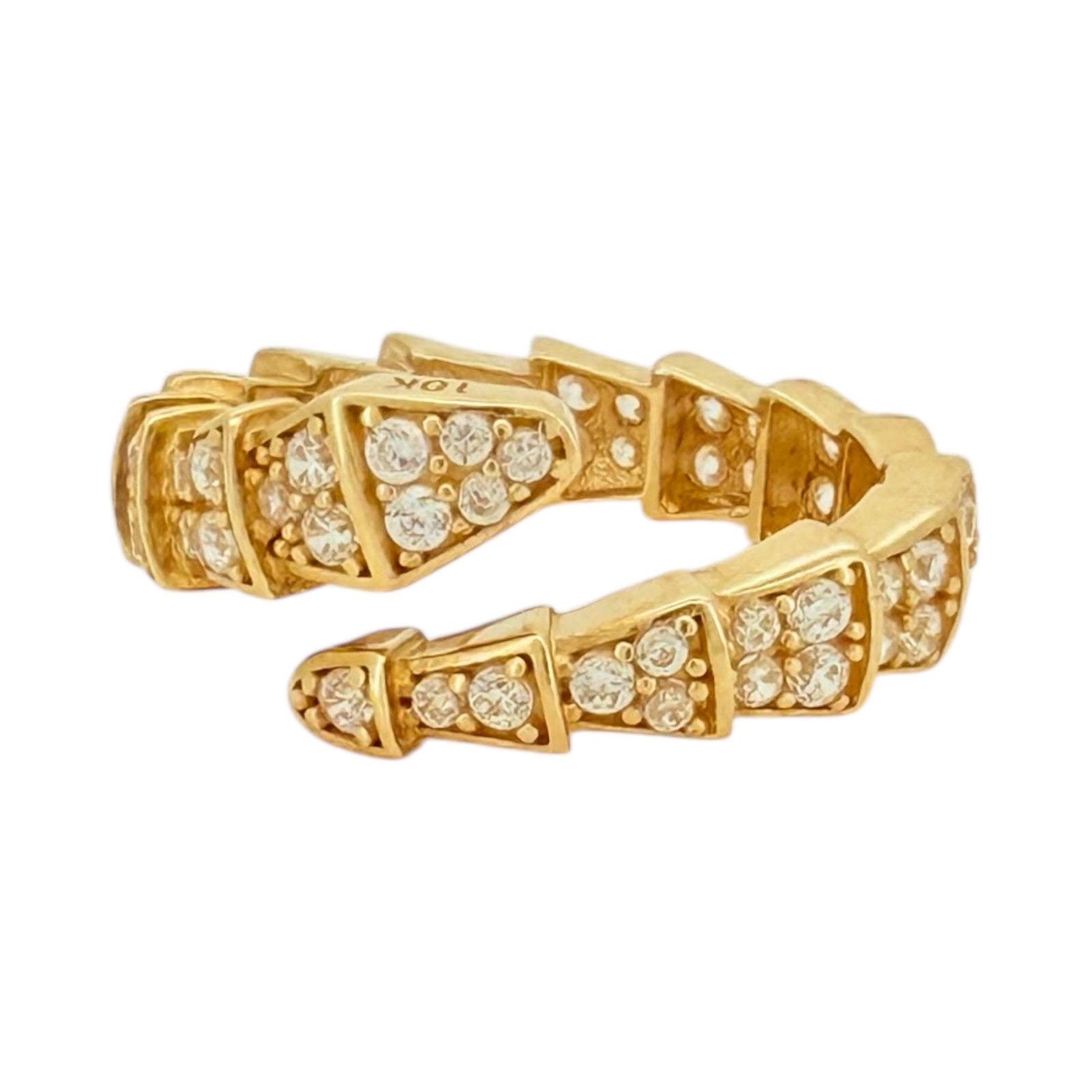 Rings Wome 10k zicornia Size 7 Weight 3.6gm