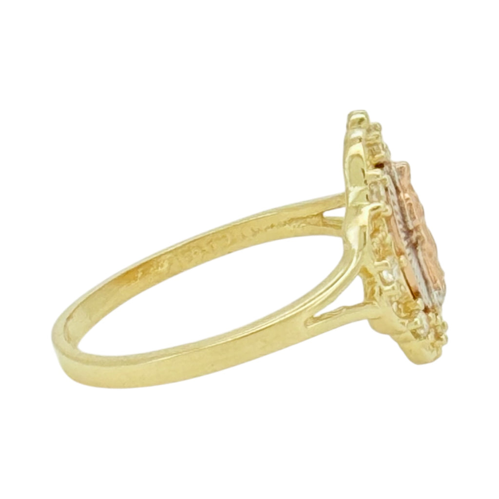 Rings Women 10k zicornia Size 7 Weight 2.1gm