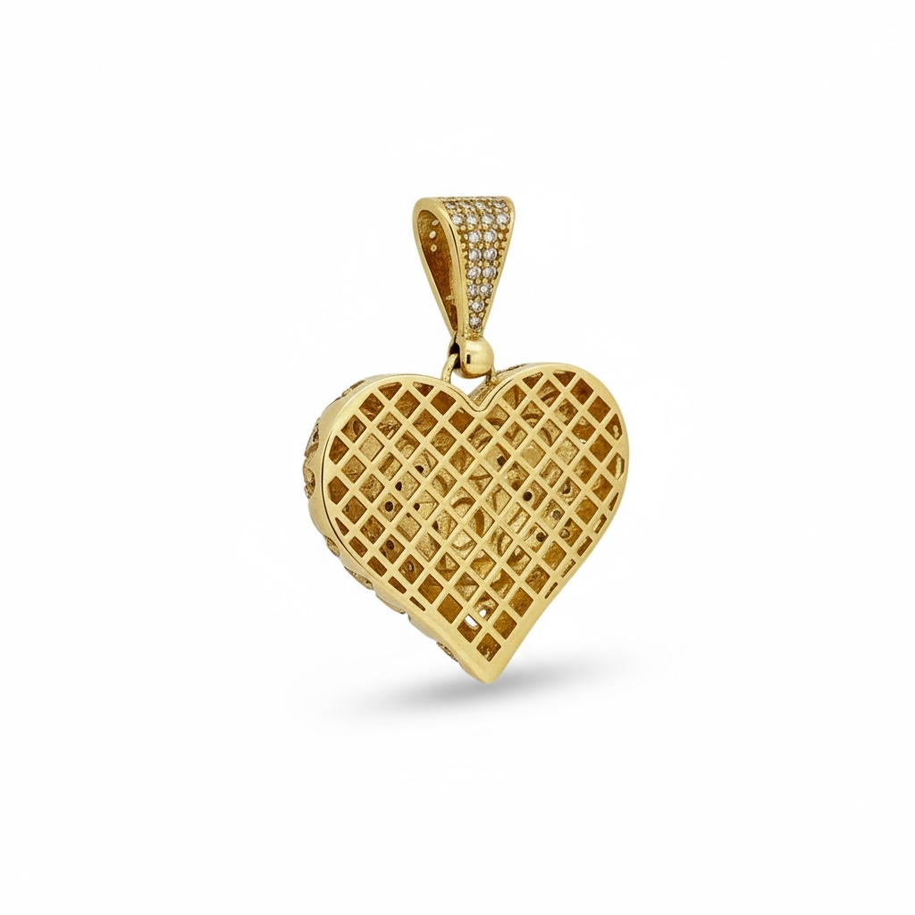 Pendants heart 14 KT zicornia Weight 4.7gm