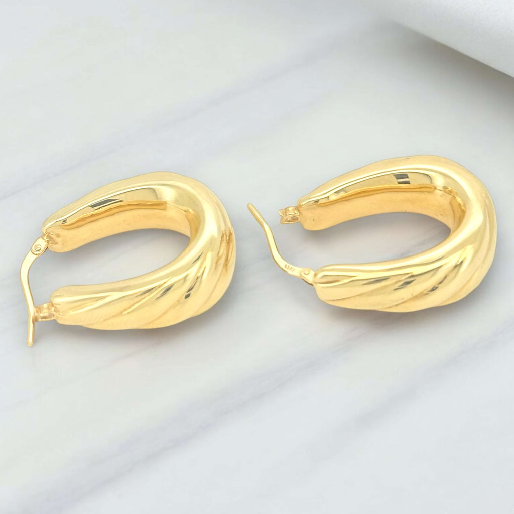 Earrings 14 KT Hollow Weight 4.7gm