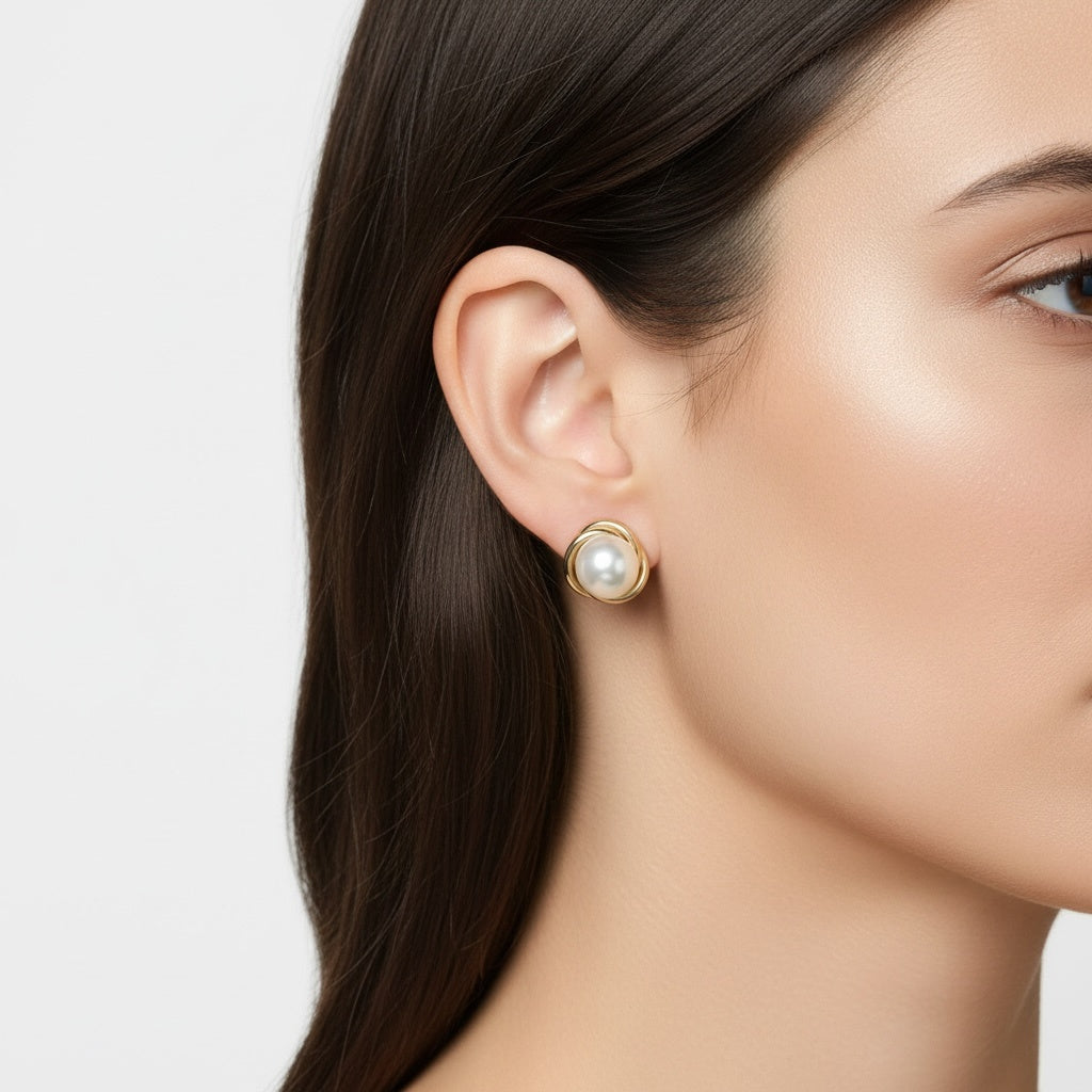 Earrings 14 KT Hollow Weight 2.4gm