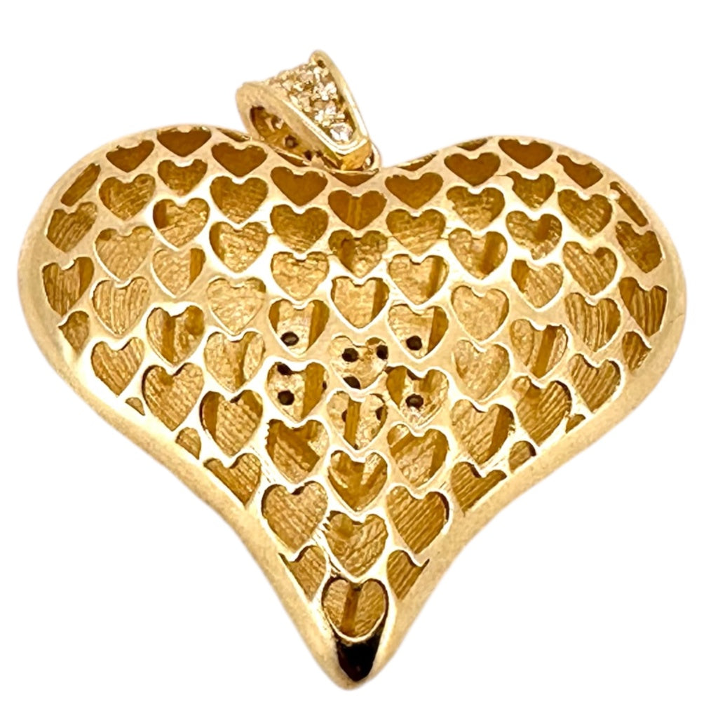 Pendants heart 10k zicornia Weight 2.1gm