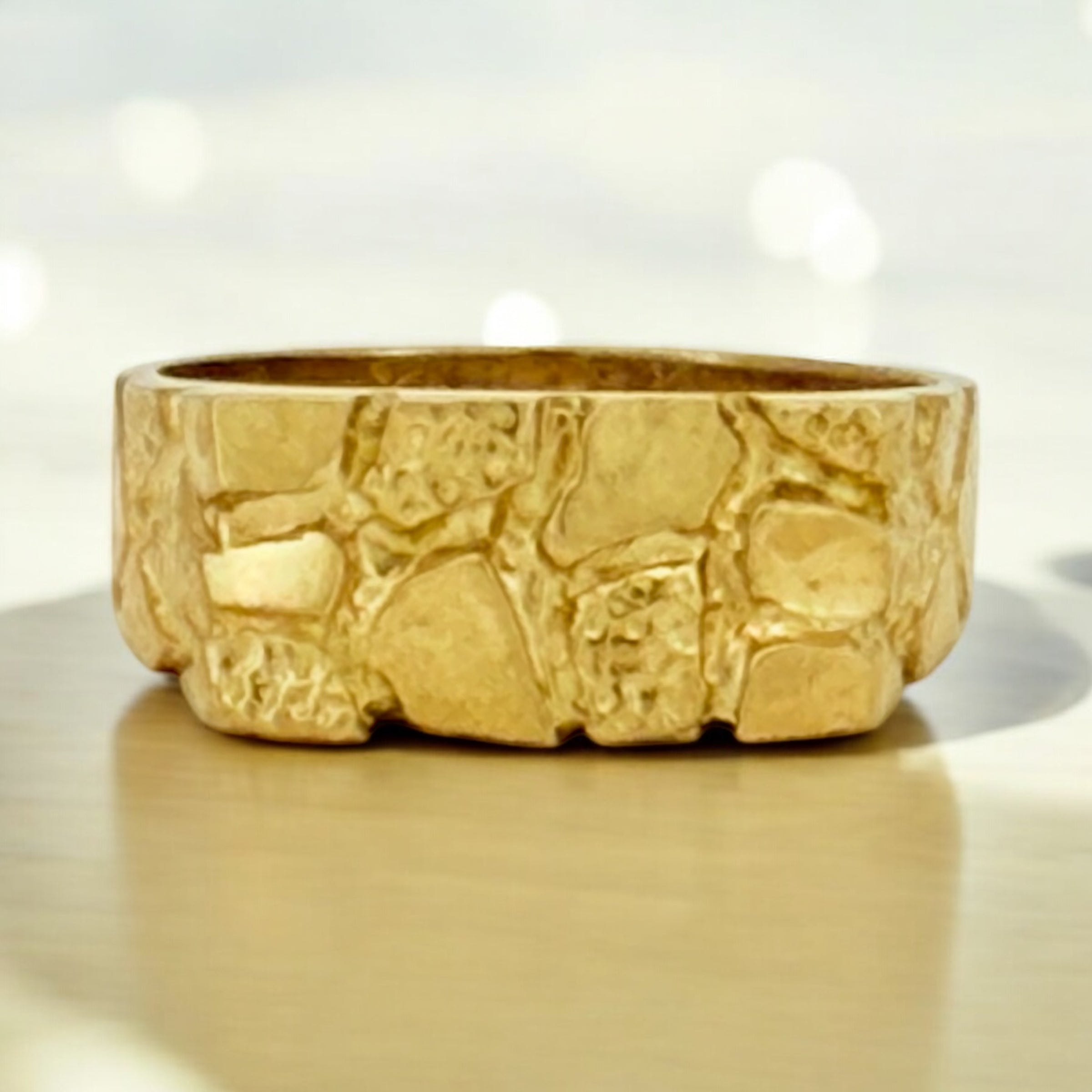 Rings boy 10k Solid gold Size 2/2 Weight 1.7gm