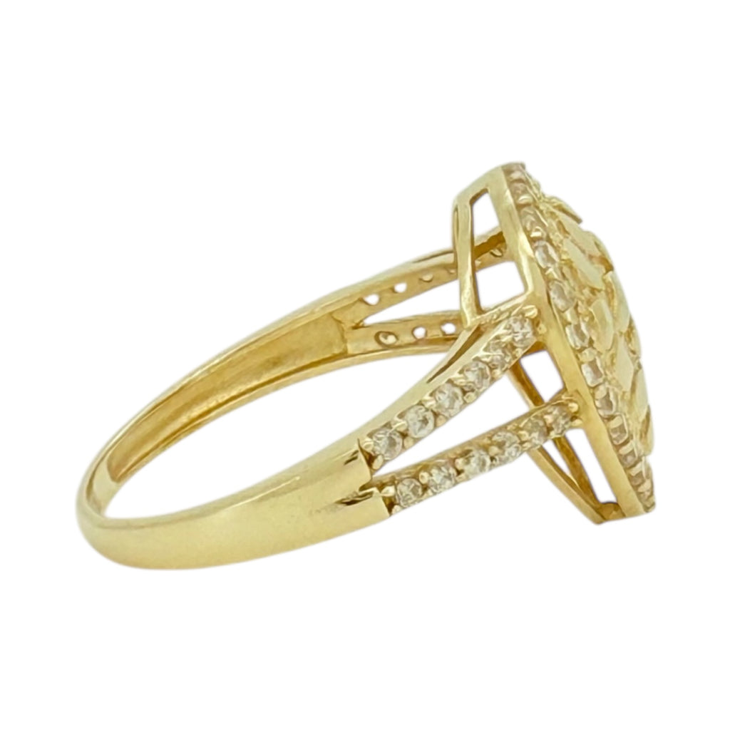 Rings Women 10k zicornia Size 7 1/4 Weight 2.2gm
