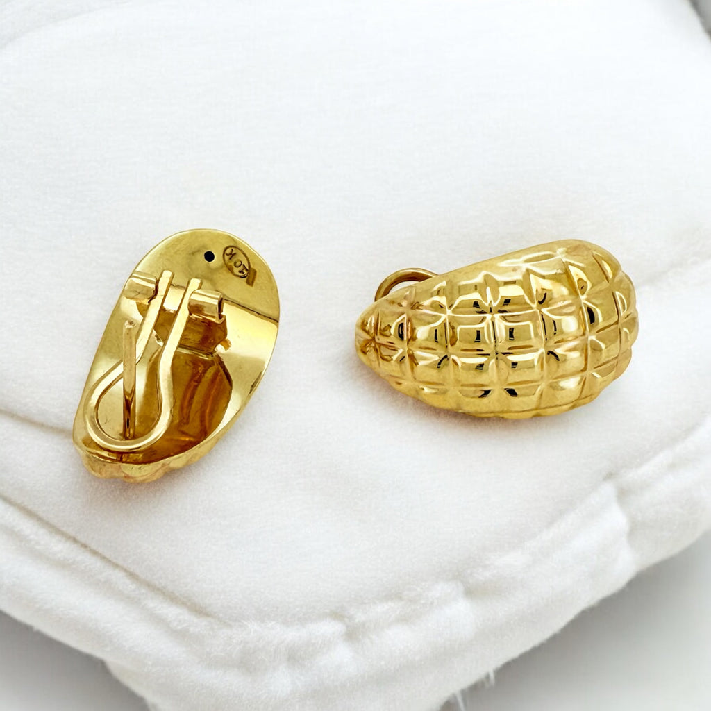 Earrings Omega 10k Hollow Weight 3.7gm