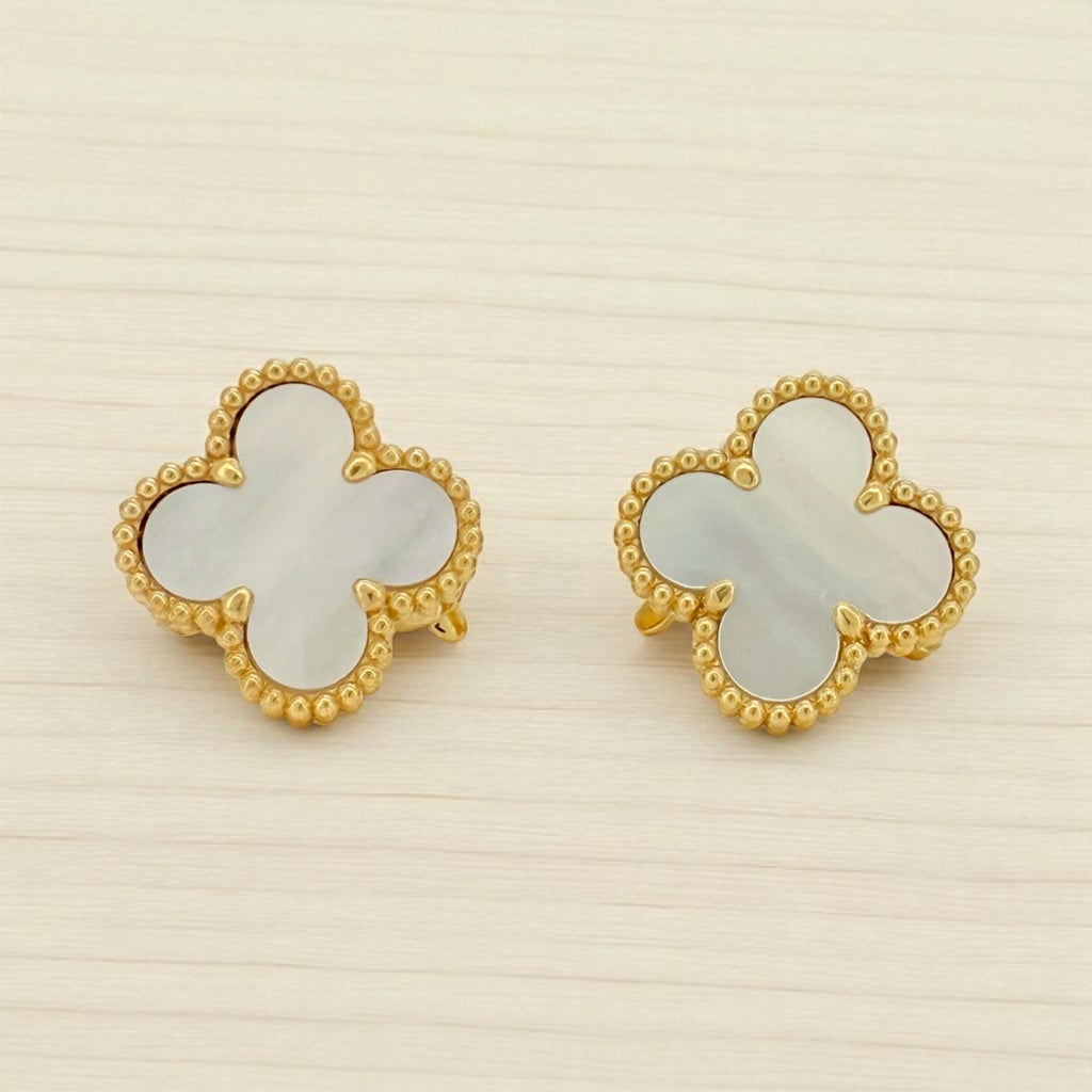 Earrings Mother-of perla 18K Weight 6gm
