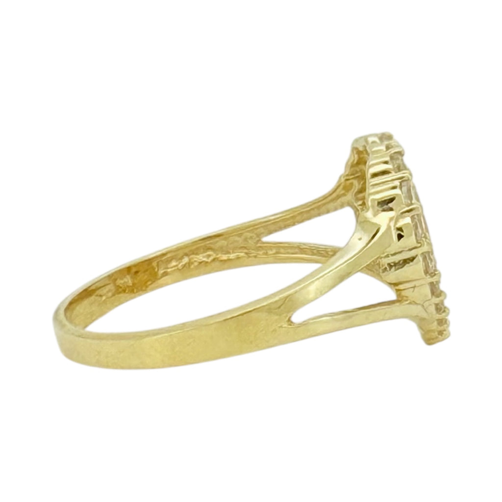 Rings Women 10k zicornia Size 7 Weight 2gm