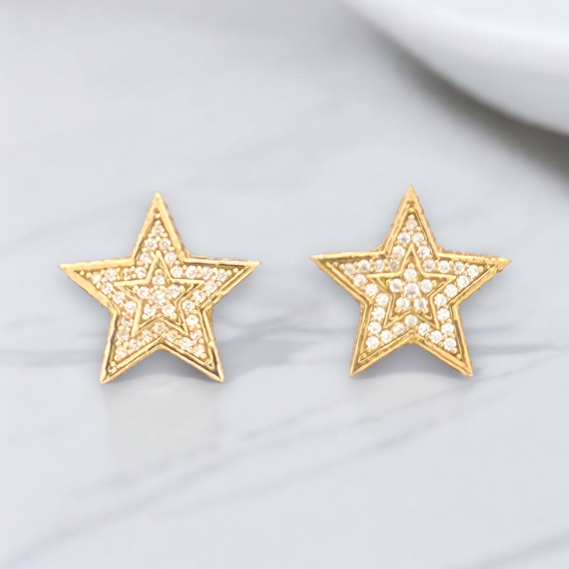 Earrings Star 10k zicornia Weight 4GM