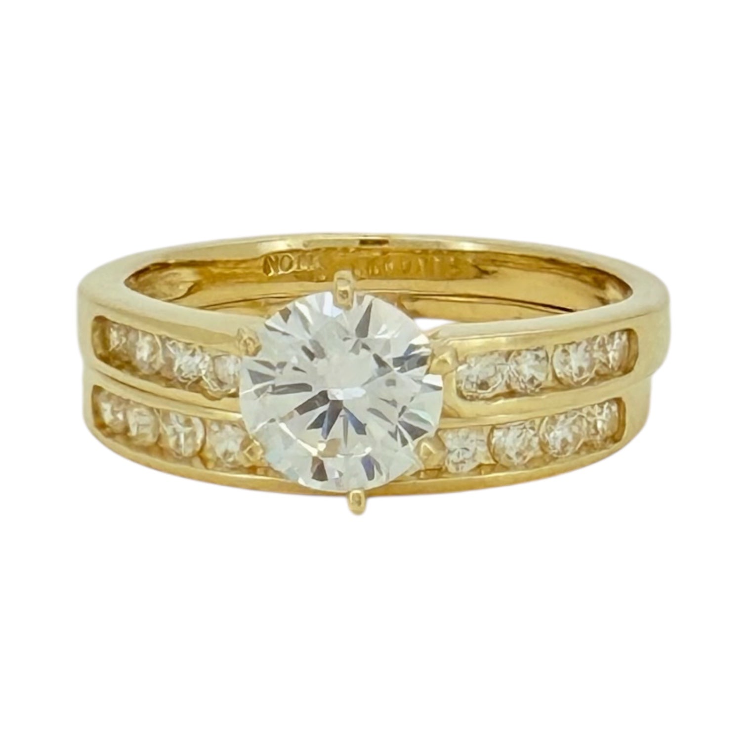 Engagement ring women 10k zicornia Size 7/2 Weight 4.8gm