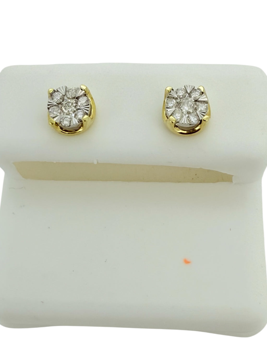 Earrings 0.26CT 14 KT diamonds Weight 1.5gm