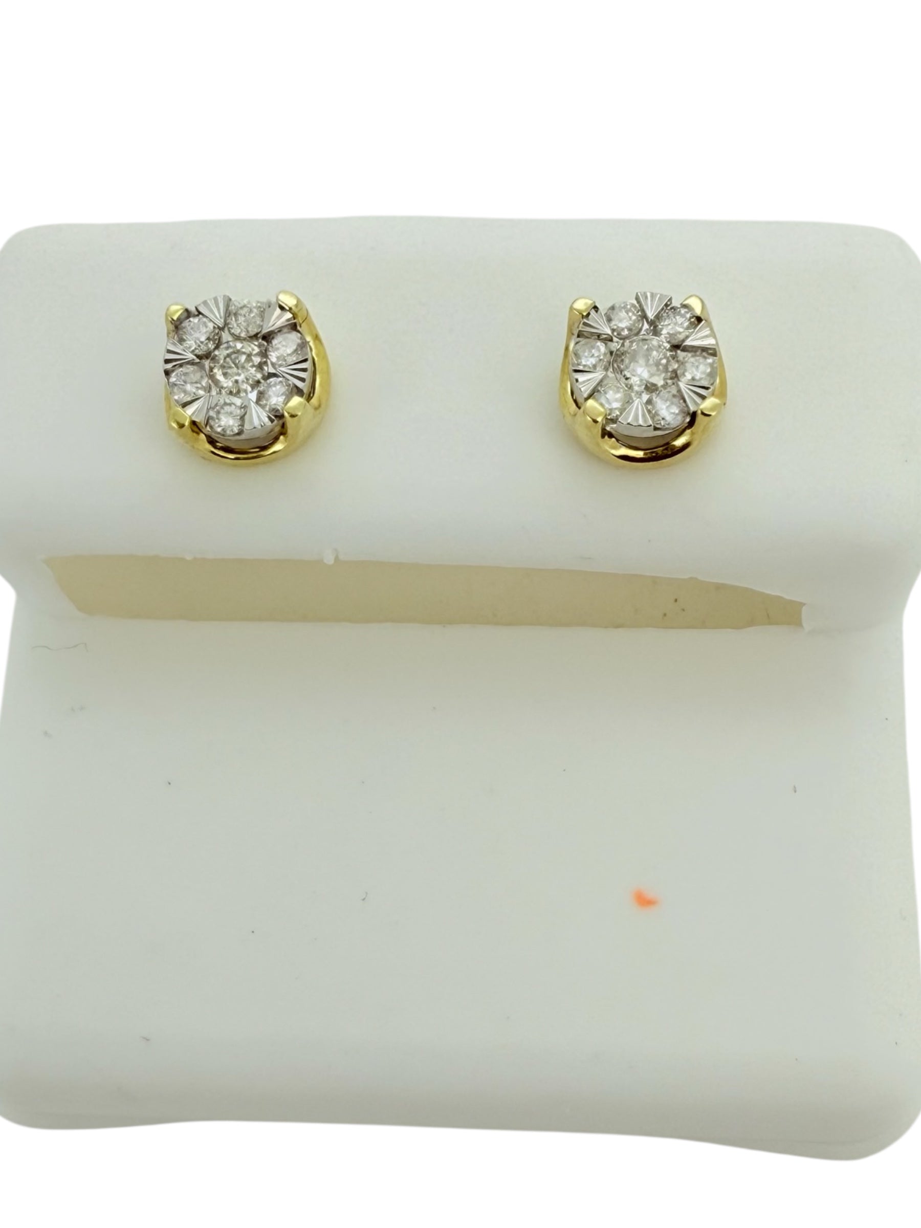 Earrings 0.26CT 14 KT diamonds Weight 1.5gm